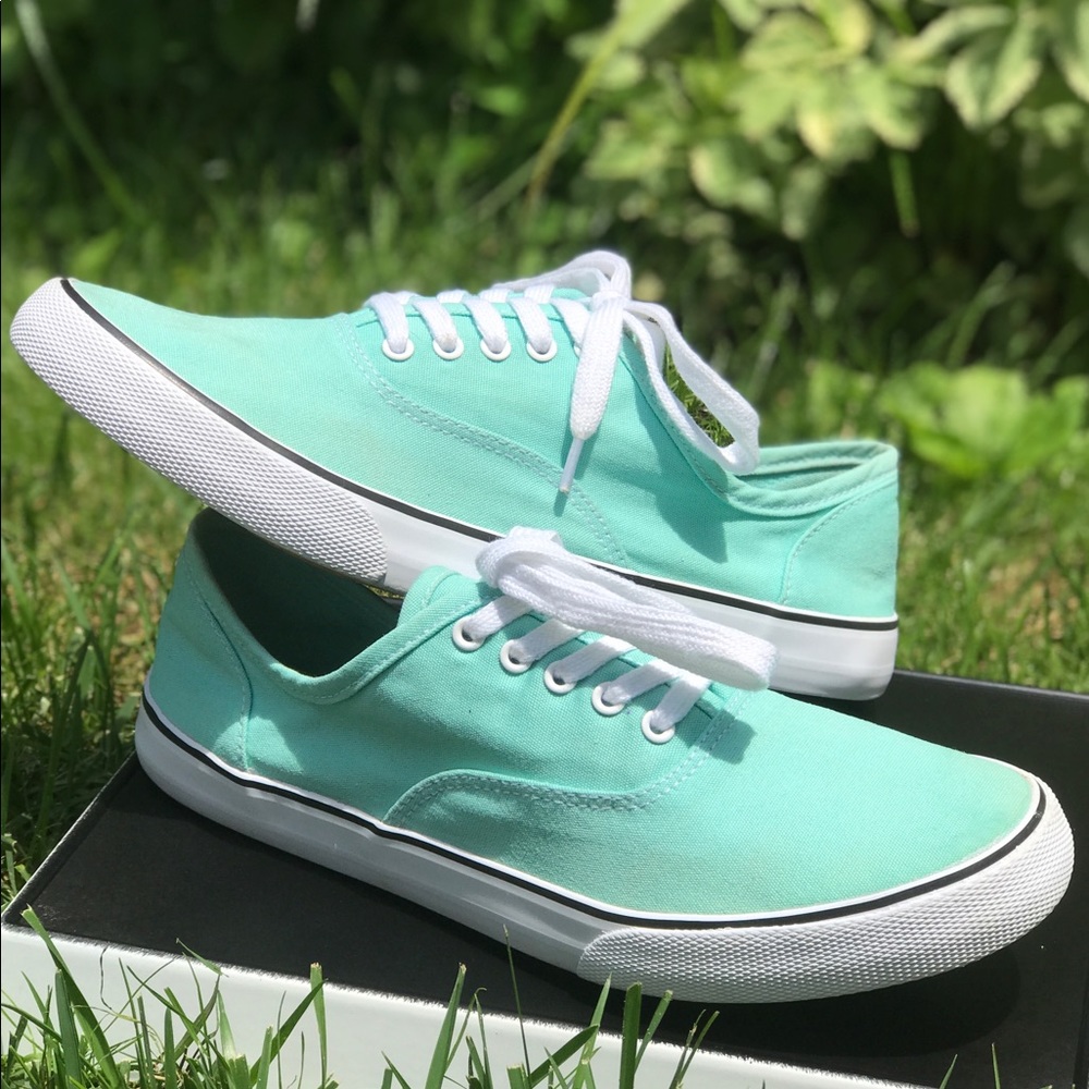 Mossimo Mint Green/White Tennis Shoe